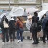 近畿で３年ぶり「春一番」、京都では傘壊す強風と雨（京都新聞） - Yahoo!ニュース