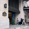 難波高島屋（大阪高島屋）1階正面入口 前 レズ風俗大阪レズっ娘クラブ